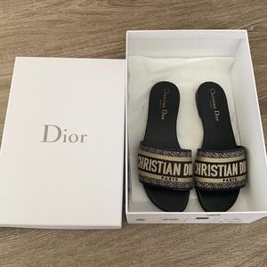 Dior Embroidery Slides